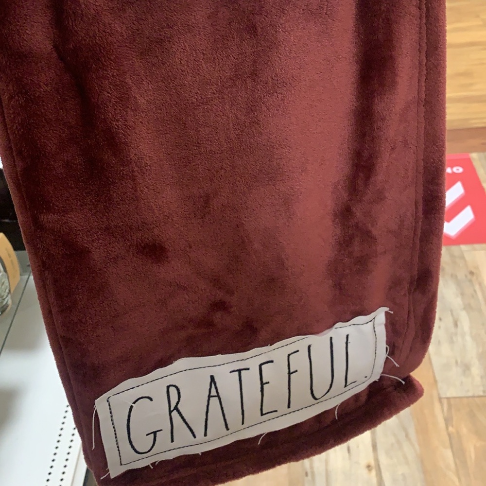 Rae Dunn Fall 2020 Grateful fleece blanket
